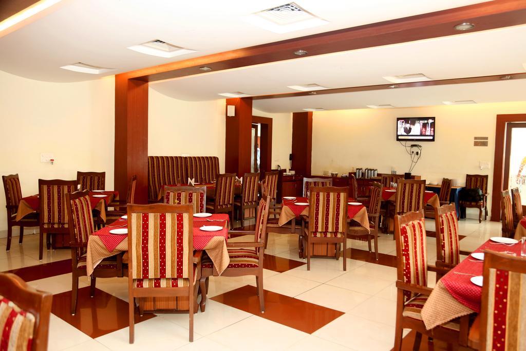 Hotel Raja Bhoj Бхопал Екстер'єр фото